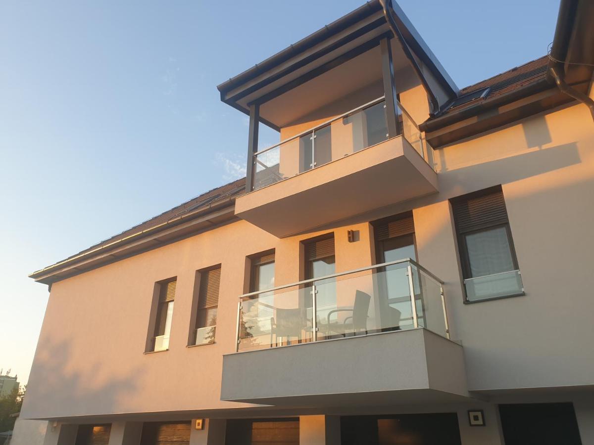 Silver Lodge Apartments Eger Esterno foto